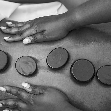 Hoima Buffalo Hotel & Business Hub Ltd エクステリア 写真